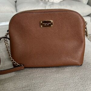 Camel brown Michael Kors crossbody